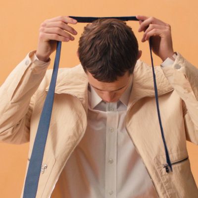 “锚链俱乐部”领带，当前为第2张（共3张）